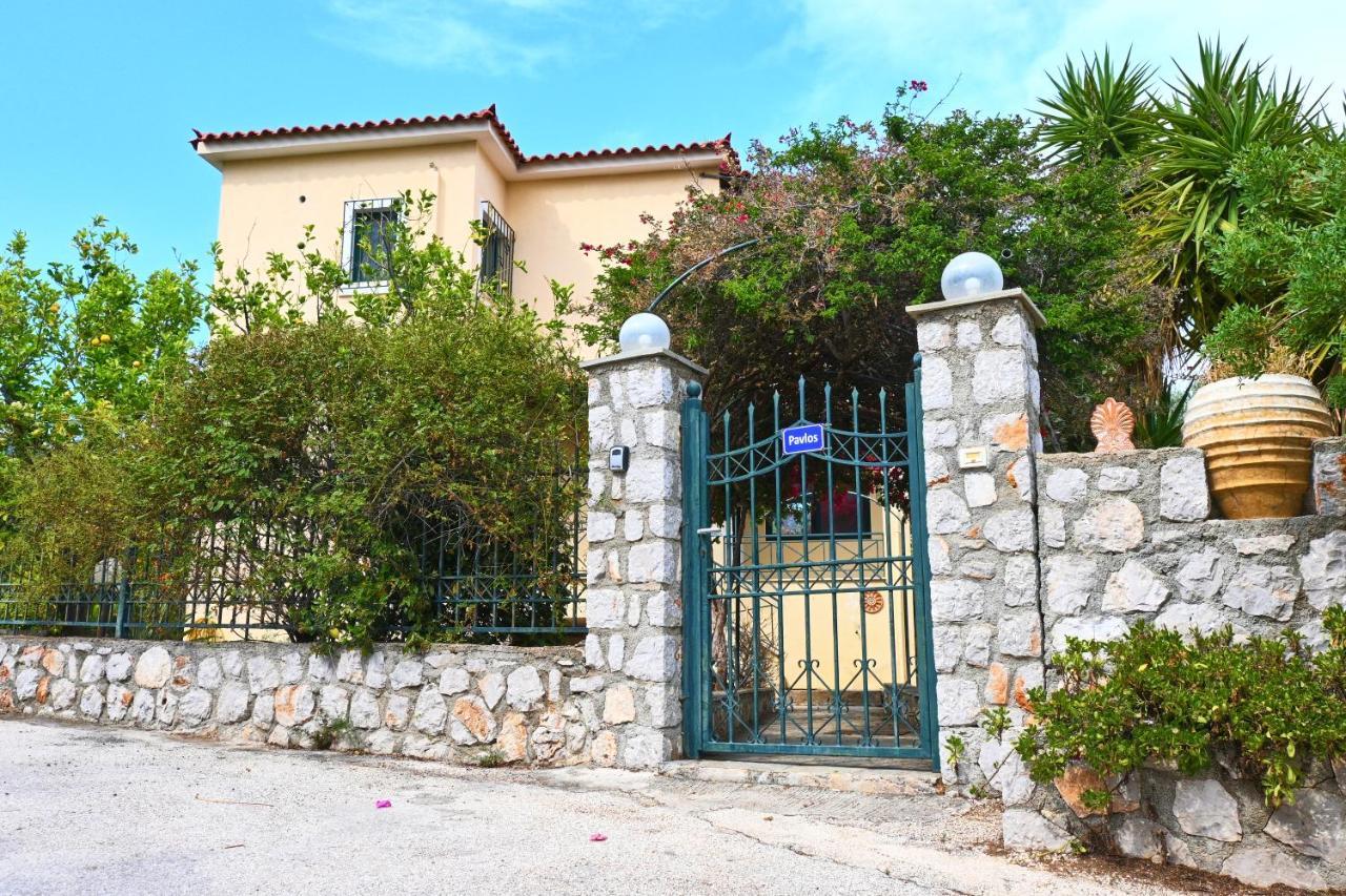 Pavlos' Cottage With Beach View Kórfos Eksteriør billede