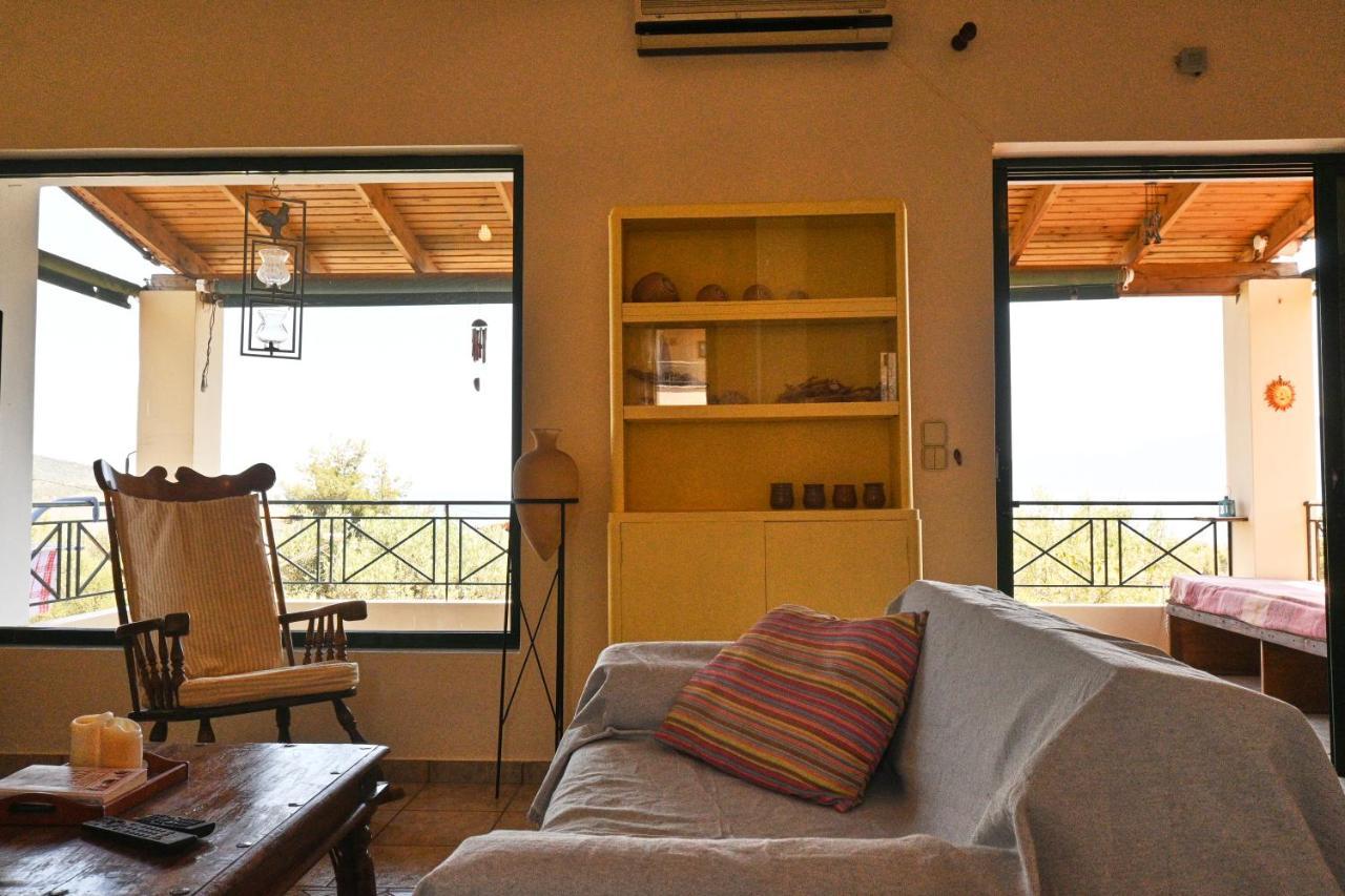 Pavlos' Cottage With Beach View Kórfos Eksteriør billede